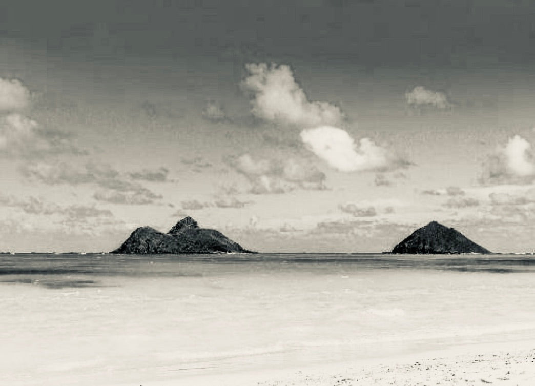 Nā Mokulua Islands