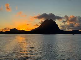 Bora Bora, Tahiti Evolution 10x30"